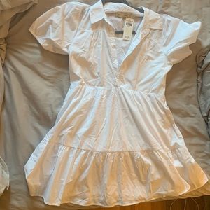 Never worn Abercrombie white puff sleeved dress